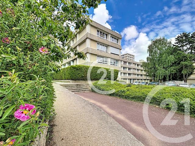 Vente Appartement 2 pièces 52.2 m2 Herouville saint clair