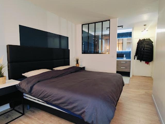 Vente Appartement 2 pièces 57 m2 Courbevoie
