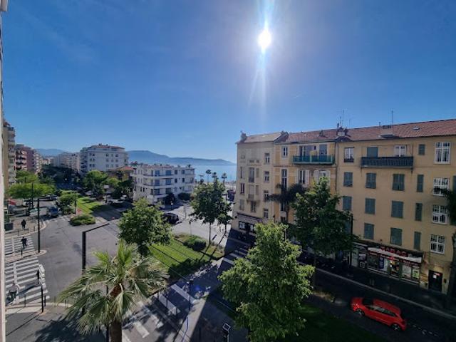 Vente Appartement 2 pièces 57 m2 Nice