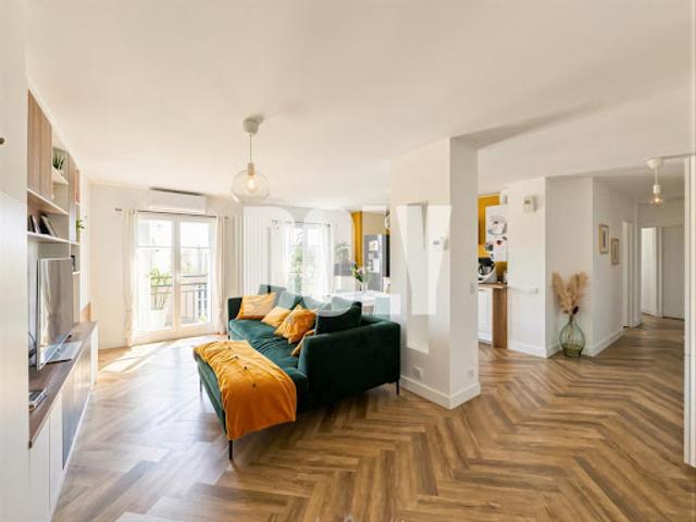 Vente Appartement 2 pièces 57 m2 Paris 18ème