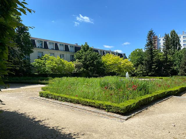 Vente Appartement 2 pièces 54.6 m2 Chatillon