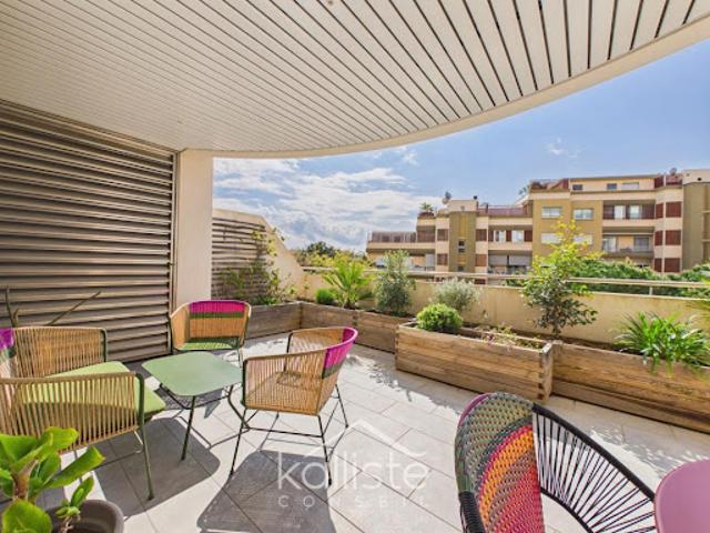 Vente Appartement 2 pièces 54.7 m2 Ajaccio