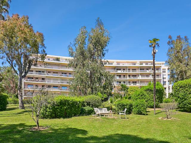 Vente Appartement 2 pièces 54.12 m2 Cannes