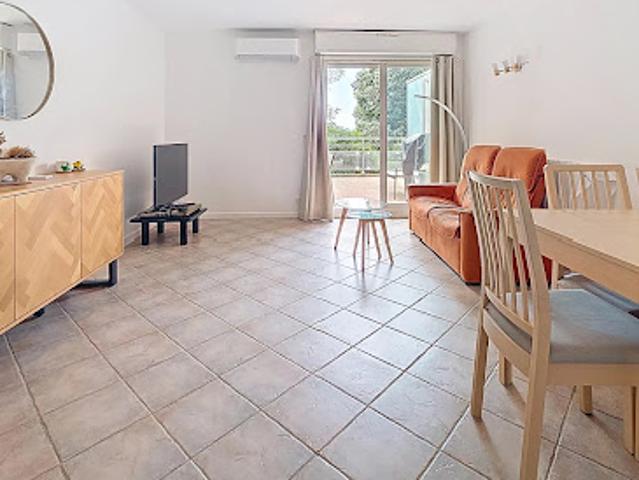 Vente Appartement 2 pièces 54.2 m2 Le Cannet