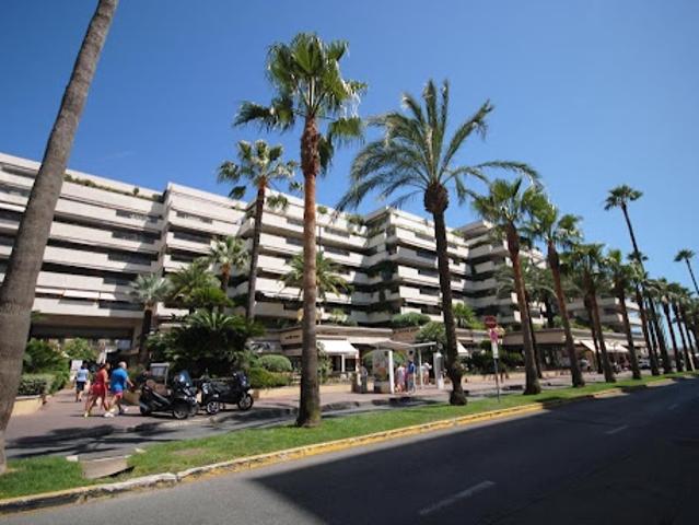 Vente Appartement 2 pièces 54 m2 Cannes