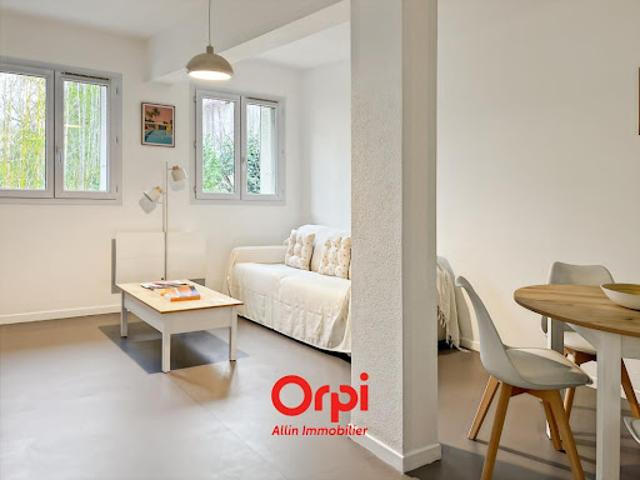 Vente Appartement 2 pièces 54 m2 Néris les Bains