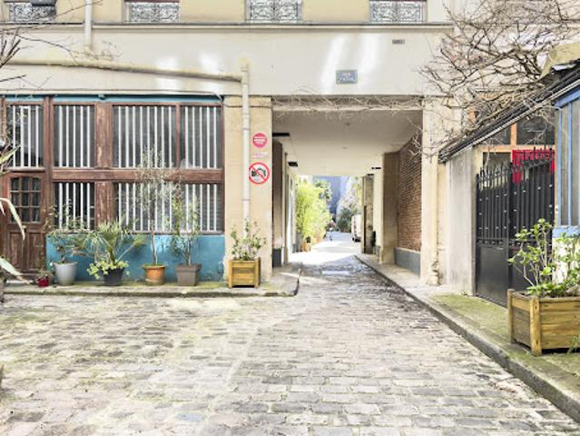 Vente Appartement 2 pièces 55.99 m2 Paris 11ème