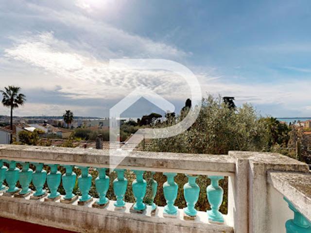 Vente Appartement 2 pièces 56.88 m2 Antibes