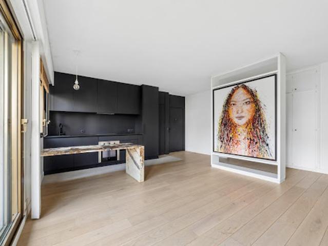 Vente Appartement 2 pièces 56.9 m2 Paris 16ème