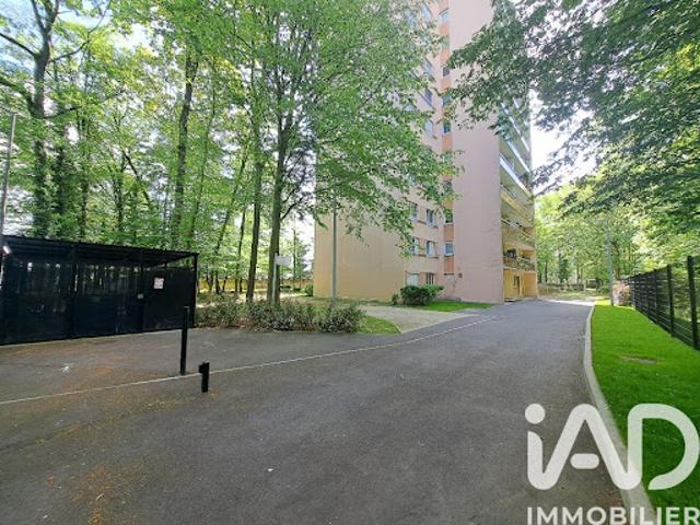 Vente Appartement 2 pièces 56 m2 Tremblay en France