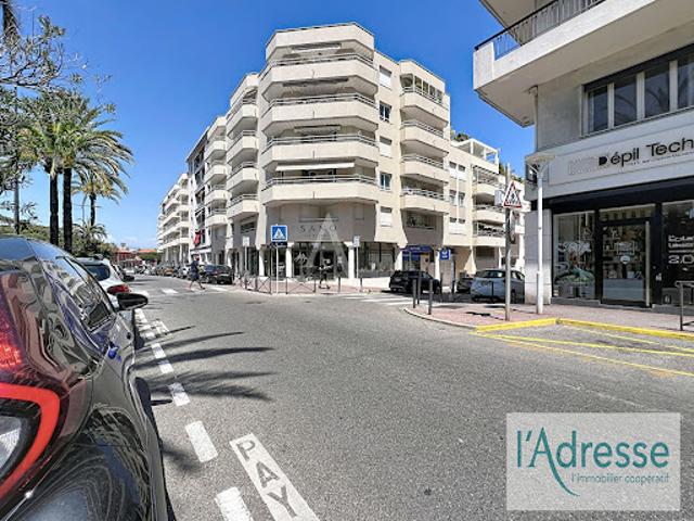 Vente Appartement 2 pièces 56 m2 Antibes