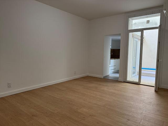 Vente Appartement 2 pièces 56 m2 Sète