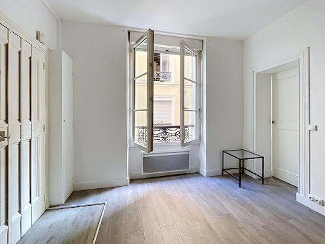 Vente Appartement 2 pièces 58.5 m2 Paris 1er