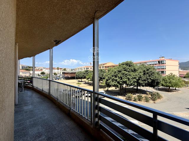 Vente Appartement 2 pièces 63.63 m2 Propriano