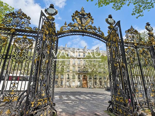 Vente Appartement 2 pièces 63.26 m2 Paris 8ème