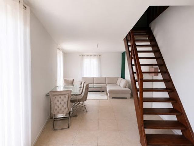 Vente Appartement 2 pièces 63 m2 Saint Pierre en Faucigny