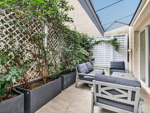 Vente Appartement 2 pièces 60.76 m2 Paris 15ème