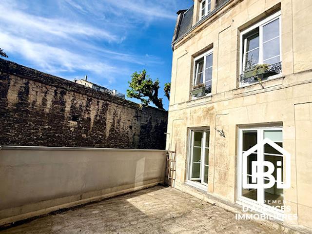 Vente Appartement 2 pièces 61.7 m2 Caen