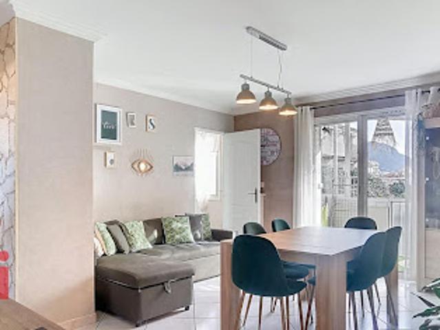 Vente Appartement 4 pièces 61 m2 Toulon