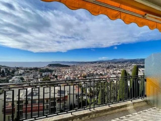 Vente Appartement 2 pièces 61 m2 Nice