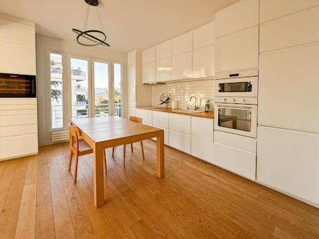 Vente Appartement 2 pièces 61 m2 Nice