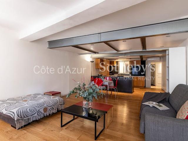 Vente Appartement 2 pièces 62 m2 Nice