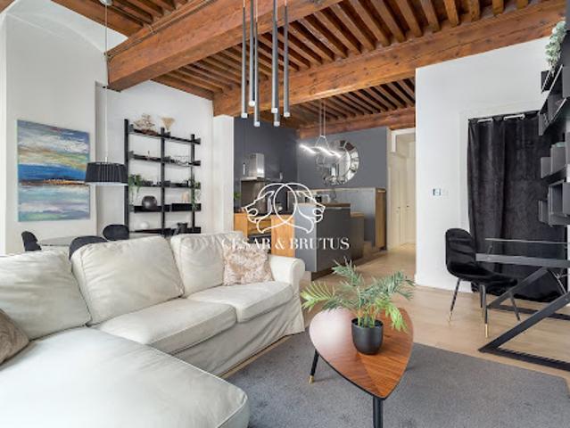 Vente Appartement 2 pièces 64.48 m2 Lyon 2ème