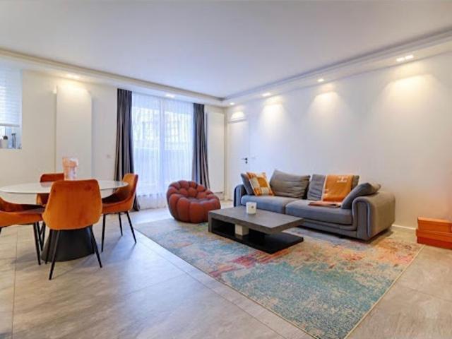 Vente Appartement 2 pièces 64.48 m2 Paris 16ème