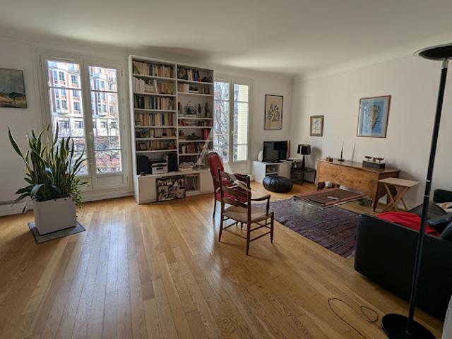 Vente Appartement 2 pièces 64.3 m2 Paris 11ème
