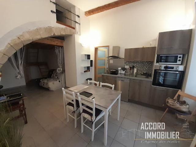 Vente Appartement 2 pièces 65.6 m2 Beziers