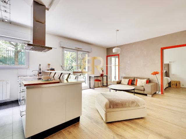 Vente Appartement 2 pièces 66.66 m2 Colombes