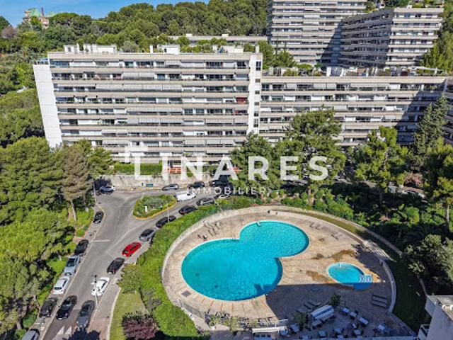 Vente Appartement 2 pièces 68.6 m2 Marseille 8ème