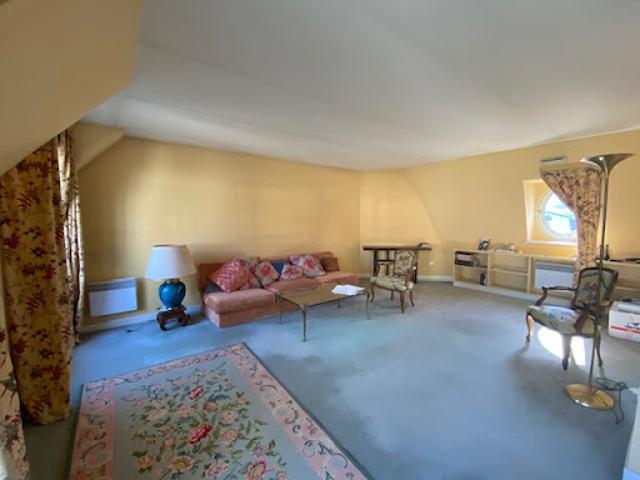 Vente Appartement 2 pièces 68.74 m2 Paris 17ème