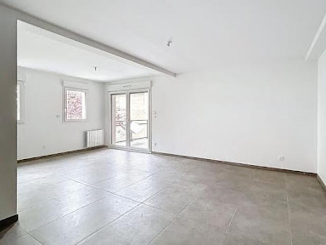 Vente Appartement 2 pièces 68 m2 Reims