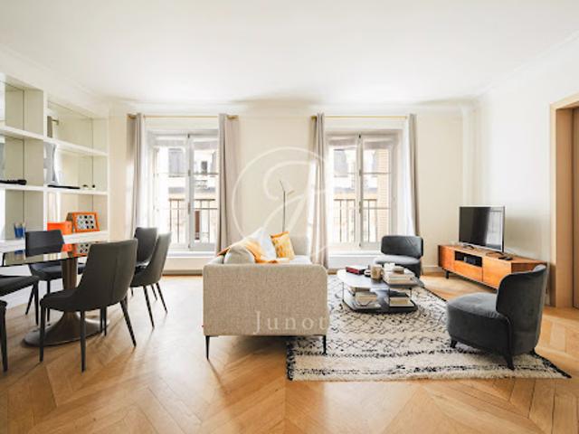 Vente Appartement 2 pièces 72.04 m2 Paris 1er