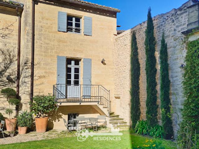 Vente Appartement 2 pièces 75.8 m2 Uzès