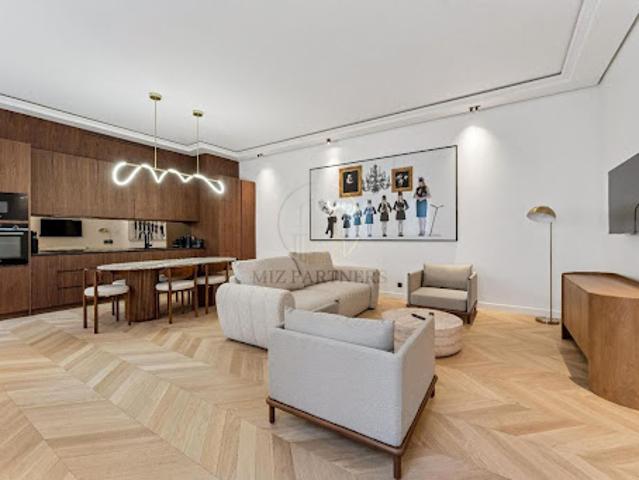 Vente Appartement 2 pièces 83 m2 Paris 16ème