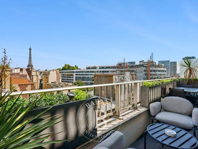 Vente Appartement 2 pièces 80.81 m2 Paris 16ème
