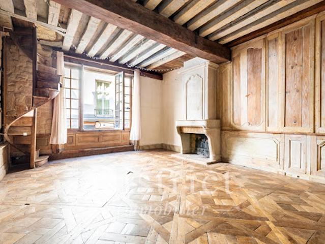 Vente Appartement 2 pièces 82.67 m2 Paris 4ème