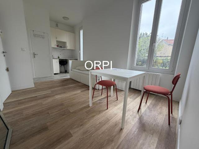 Vente Appartement 2 pièces 17 m2 Vitry sur Seine