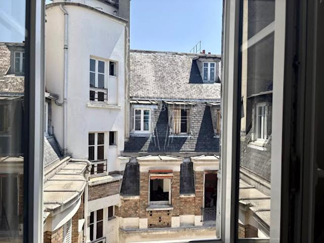 Vente Appartement 2 pièces 14.67 m2 Paris 16ème