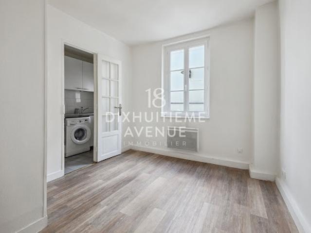 Vente Appartement 2 pièces 27.13 m2 Paris 18ème