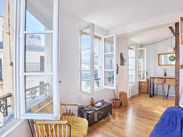 Vente Appartement 2 pièces 27.2 m2 Paris 18ème