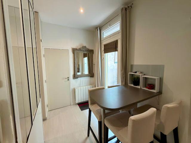 Vente Appartement 2 pièces 27 m2 Paris 15ème
