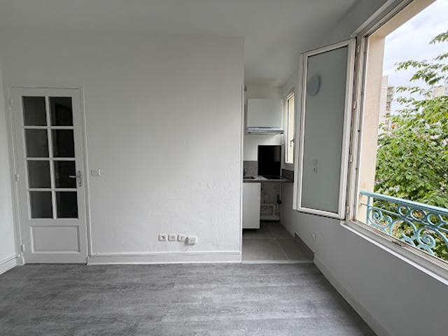 Vente Appartement 2 pièces 26.01 m2 Paris 20ème