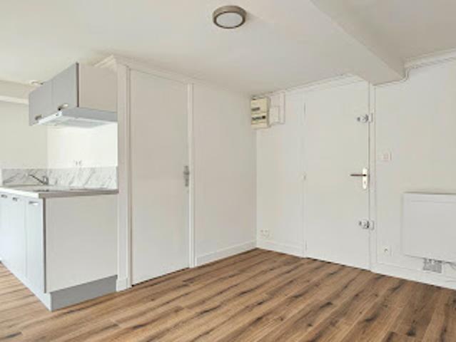 Vente Appartement 2 pièces 28.4 m2 Saintes