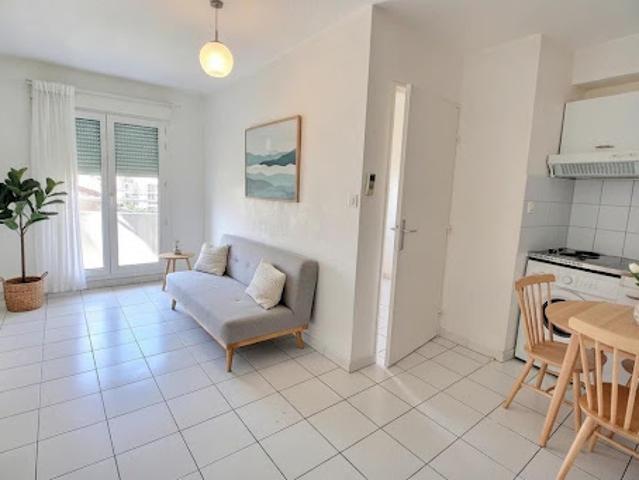 Vente Appartement 2 pièces 29.65 m2 Marseille 5ème
