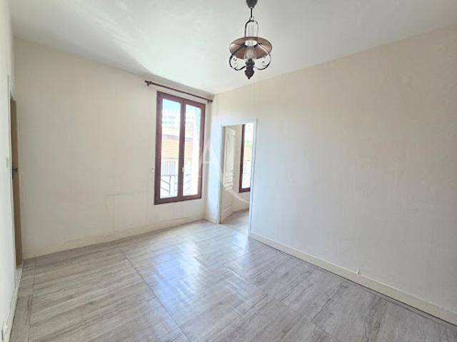 Vente Appartement 2 pièces 29.74 m2 Ivry sur Seine
