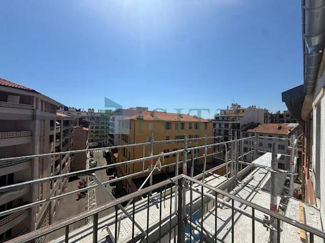 Vente Appartement 2 pièces 29.1 m2 Nice