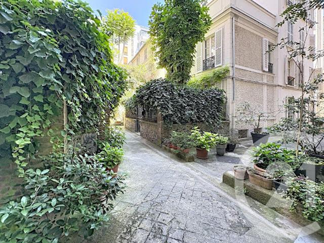Vente Appartement 2 pièces 29 m2 Paris 18ème